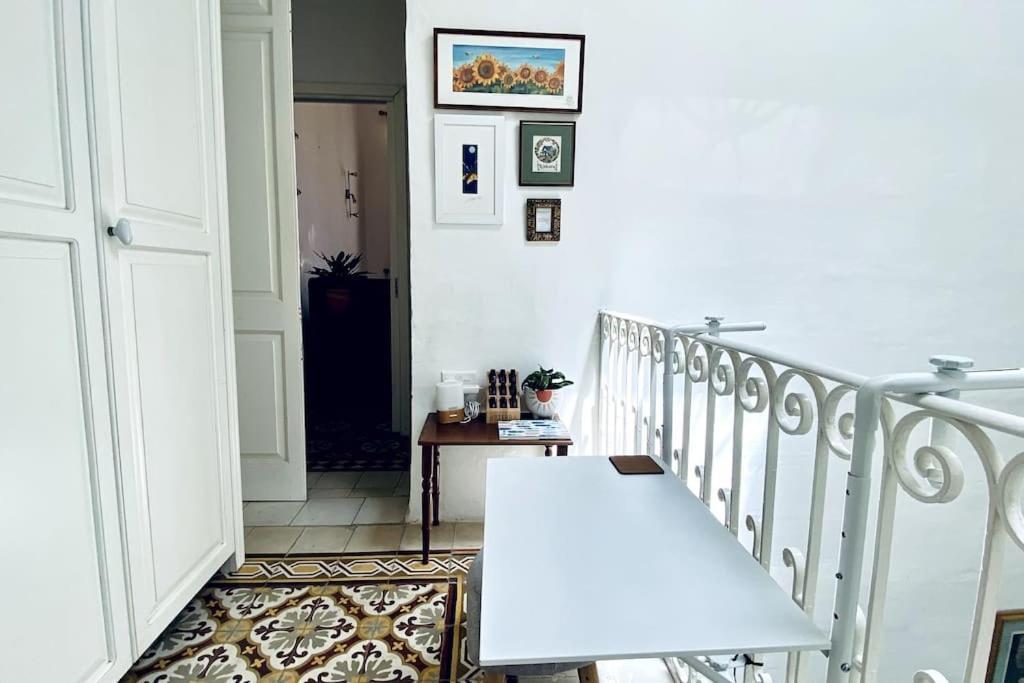 شقة Free Breakfast, Pool, Spacious Aircon Hideaway موستا المظهر الخارجي الصورة