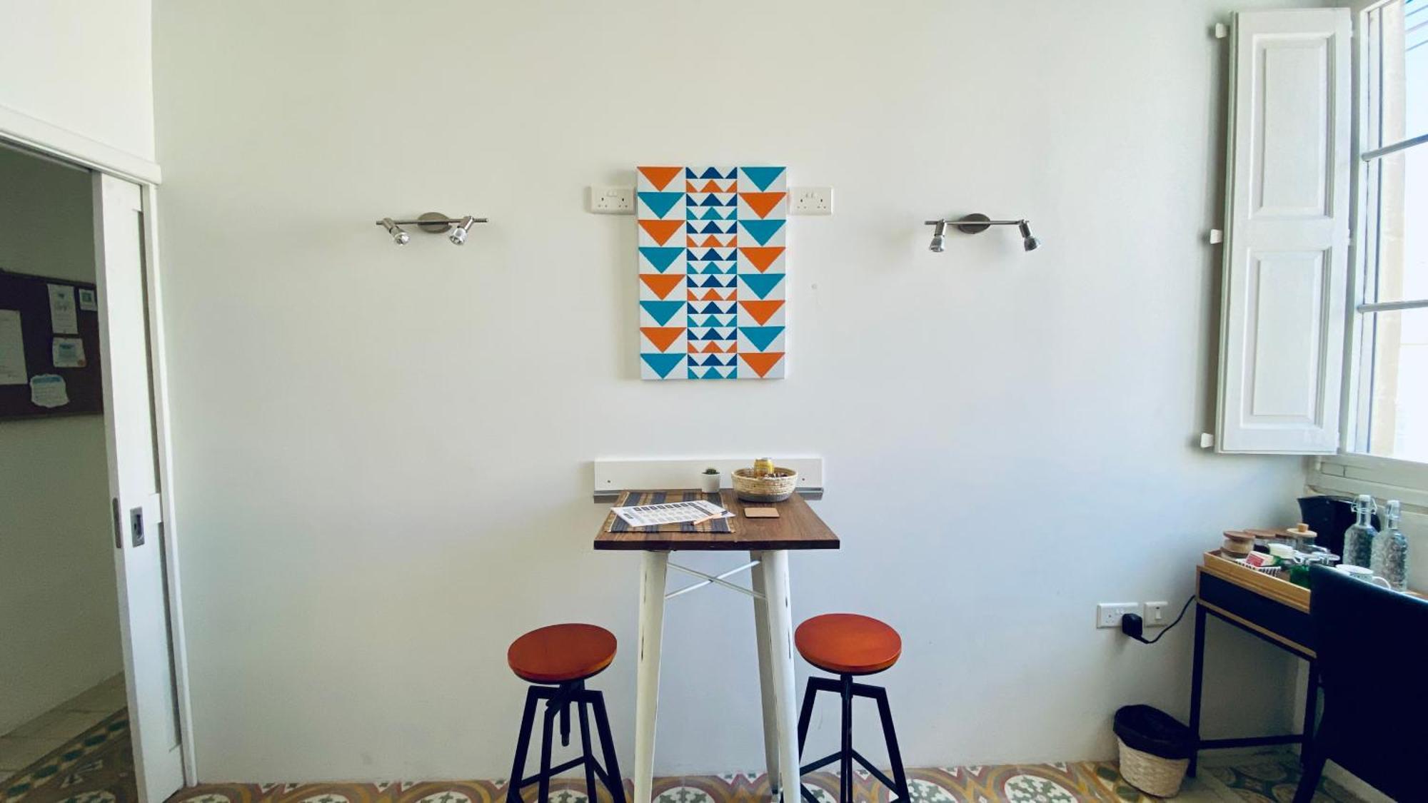شقة Free Breakfast, Pool, Spacious Aircon Hideaway موستا المظهر الخارجي الصورة