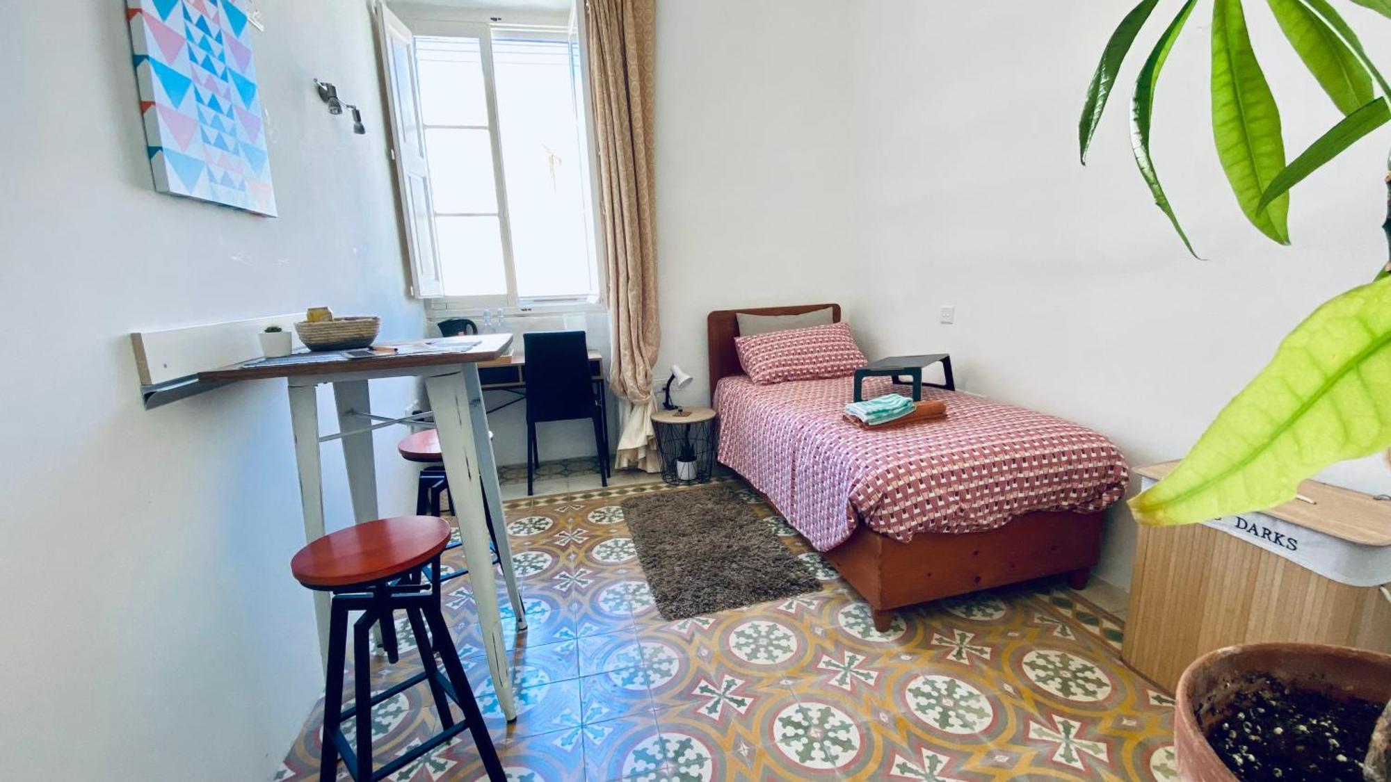 شقة Free Breakfast, Pool, Spacious Aircon Hideaway موستا المظهر الخارجي الصورة